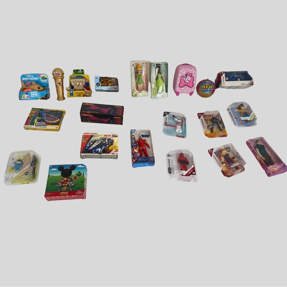 Mini Brands Other - Lot Of 21 Mini Brands Toys - Gold Editions Microphone SpongeBob, Baby Shark NEW
